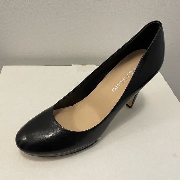 Black Leather Franco Sarto Platform Pumps - Like New - Picture 2 of 3